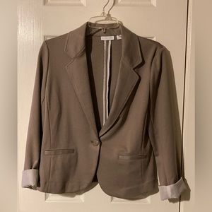 New York & Company 3/4 rolled sleeve stretchy blazer in beige - size small